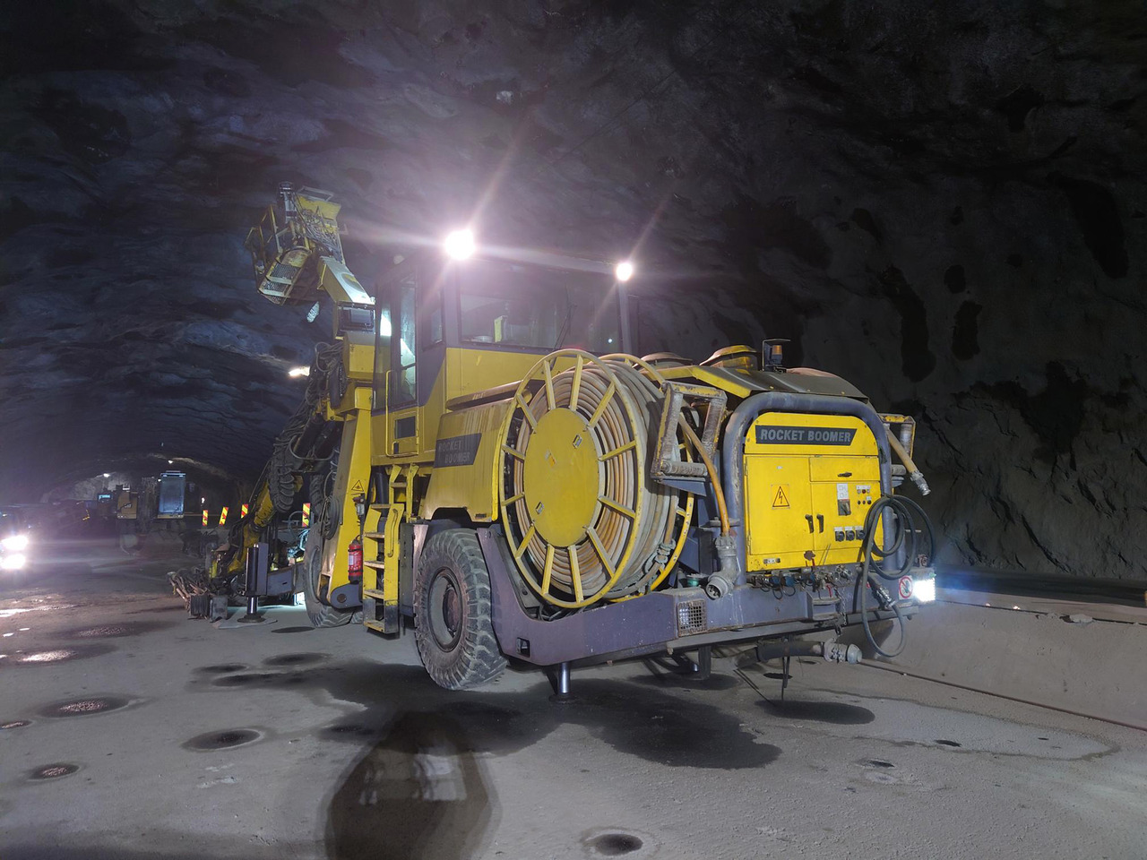 Atlas Copco WL3C - Гірничодобувна техніка: фото 2 Atlas Copco WL3C - Гірничодобувна техніка: фото 2