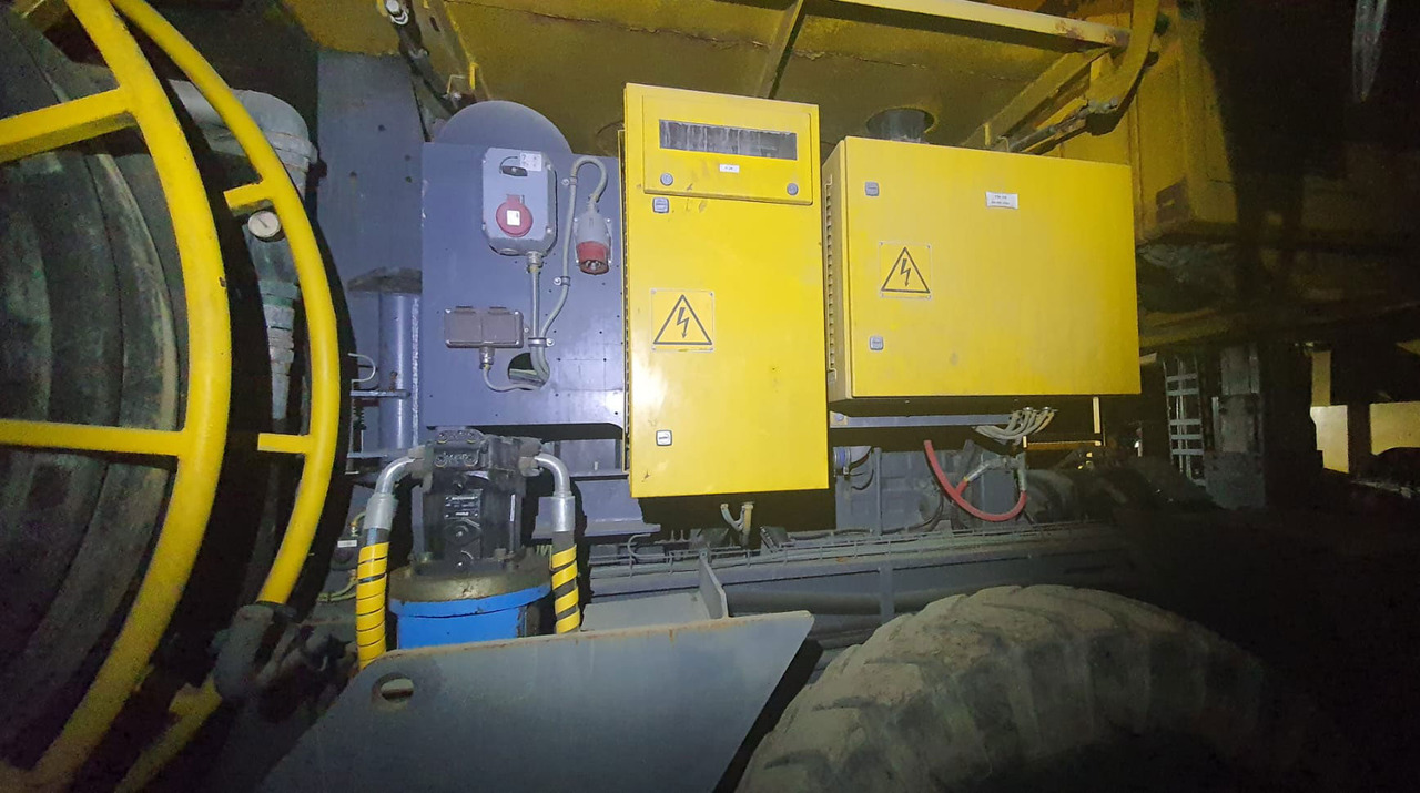 Atlas Copco XE3-C30 - Гірничодобувна техніка: фото 5 Atlas Copco XE3-C30 - Гірничодобувна техніка: фото 5