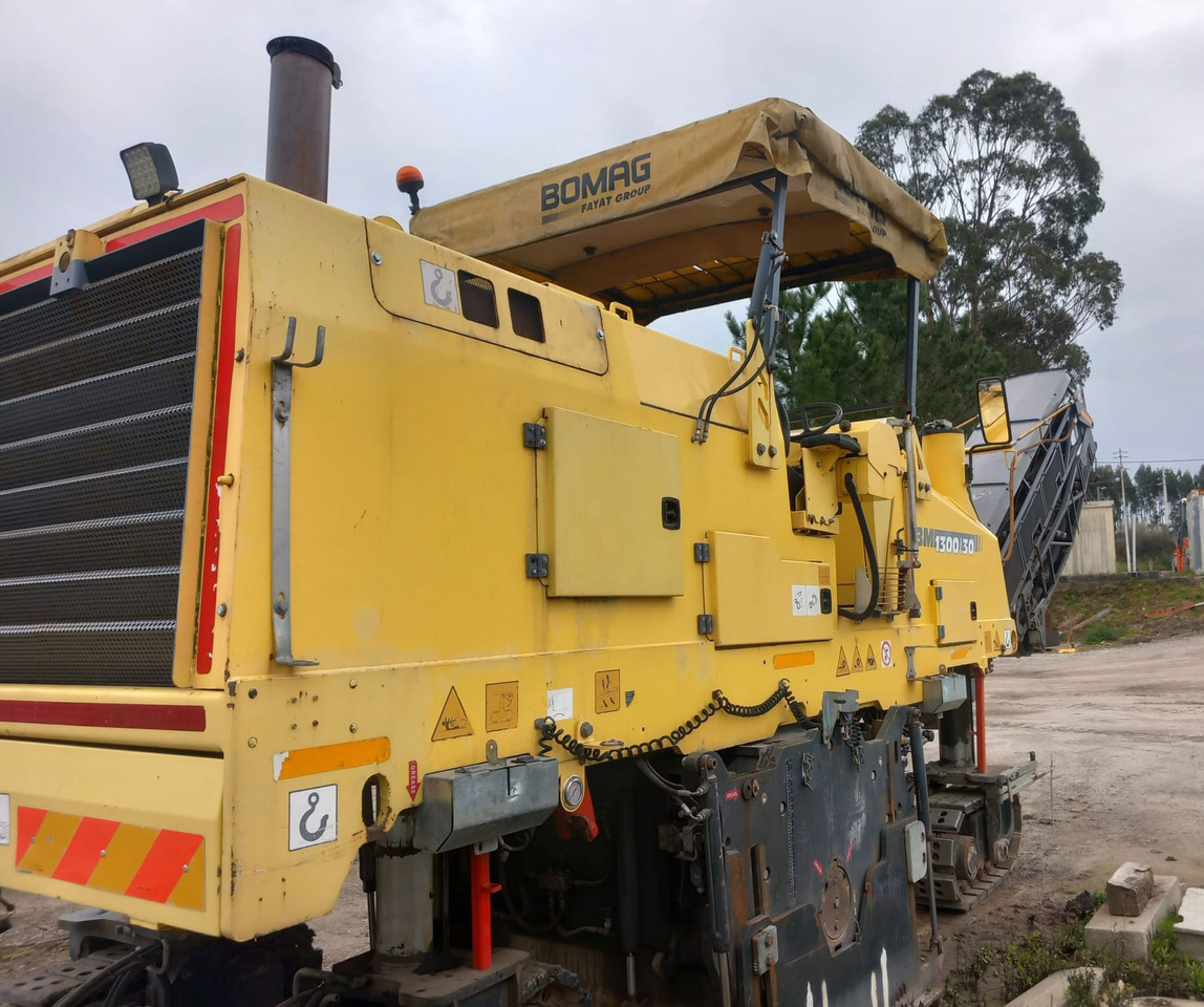 Bomag BM 1300/30 - Дорожня фреза: фото 3 Bomag BM 1300/30 - Дорожня фреза: фото 3