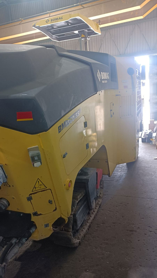 Bomag BM 1300/35 - Дорожня фреза: фото 3 Bomag BM 1300/35 - Дорожня фреза: фото 3