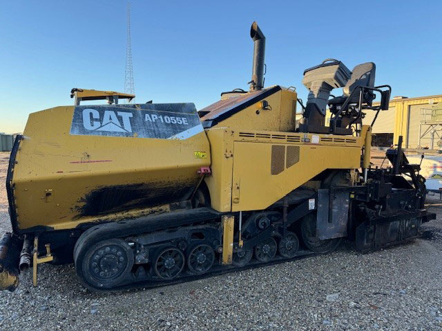 Caterpillar AP1055E - Асфальтоукладач: фото 2 Caterpillar AP1055E - Асфальтоукладач: фото 2