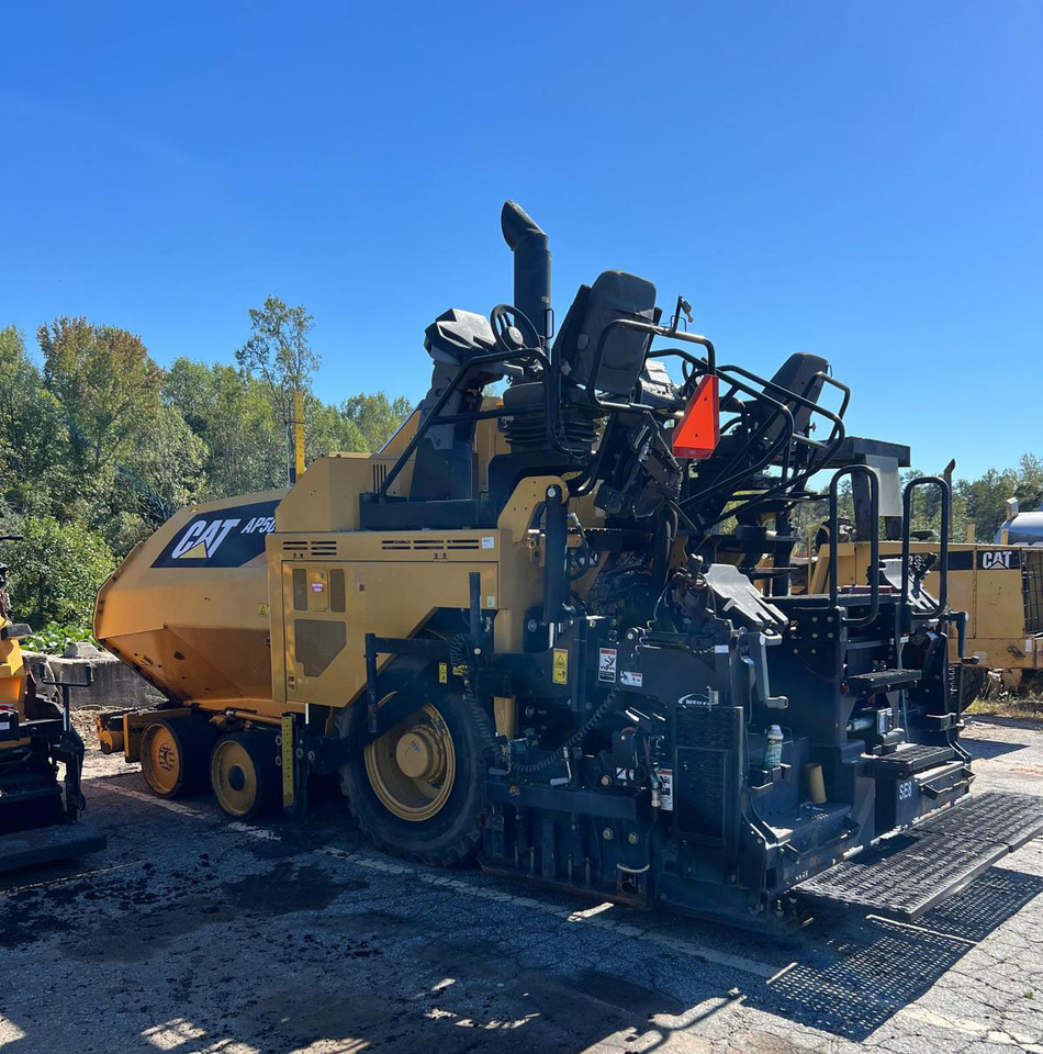 Caterpillar AP500F - Асфальтоукладач: фото 3 Caterpillar AP500F - Асфальтоукладач: фото 3