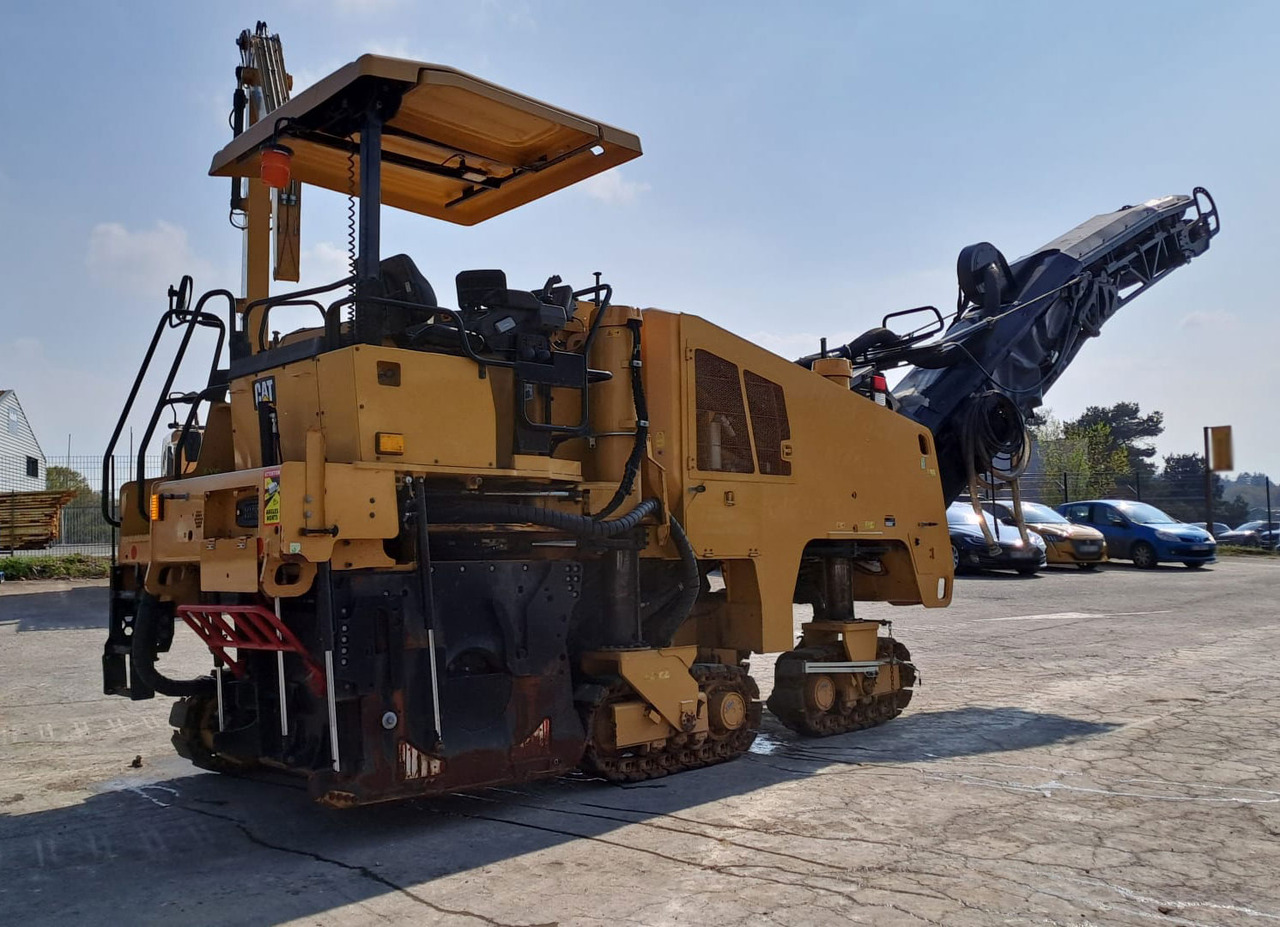 Caterpillar PM-310 - Дорожня фреза: фото 2 Caterpillar PM-310 - Дорожня фреза: фото 2