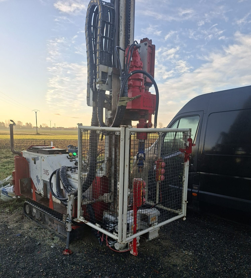 Comacchio GEO 305 - Бурова установка: фото 4 Comacchio GEO 305 - Бурова установка: фото 4