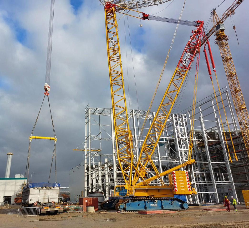 Demag CC 3800-1 - Гусеничний кран: фото 1 Demag CC 3800-1 - Гусеничний кран: фото 1