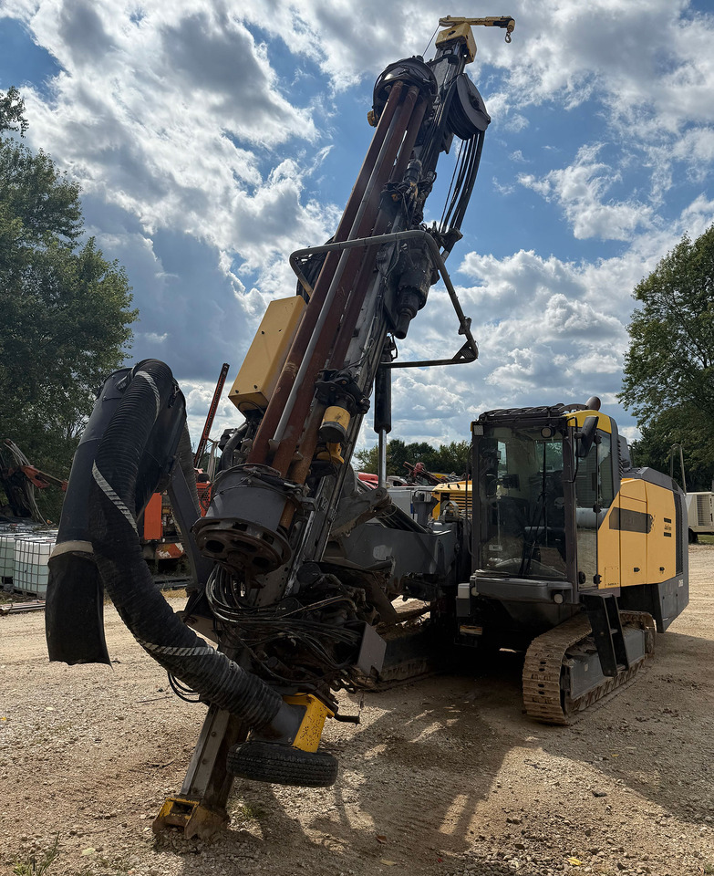 Epiroc FlexiROC D65 - Бурова установка: фото 3 Epiroc FlexiROC D65 - Бурова установка: фото 3