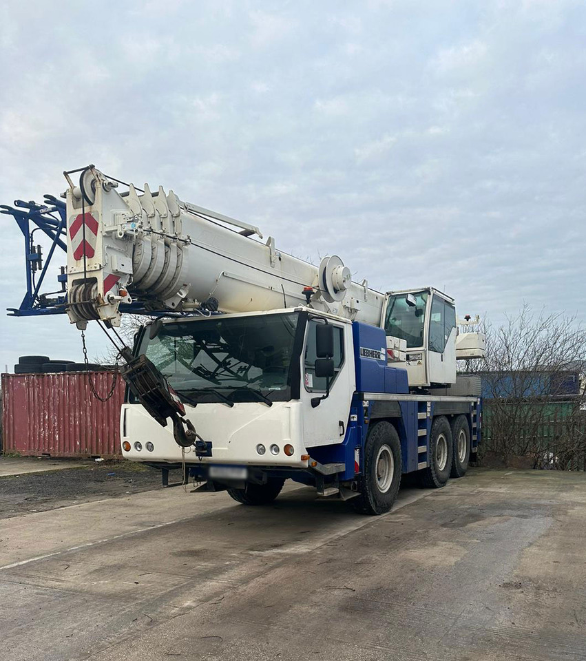 Liebherr LTM 1055-3.2 - Автокран: фото 2 Liebherr LTM 1055-3.2 - Автокран: фото 2