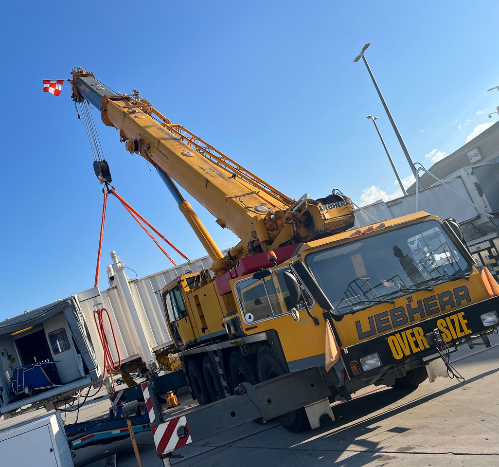 Liebherr LTM 1090-2 - Автокран: фото 2 Liebherr LTM 1090-2 - Автокран: фото 2