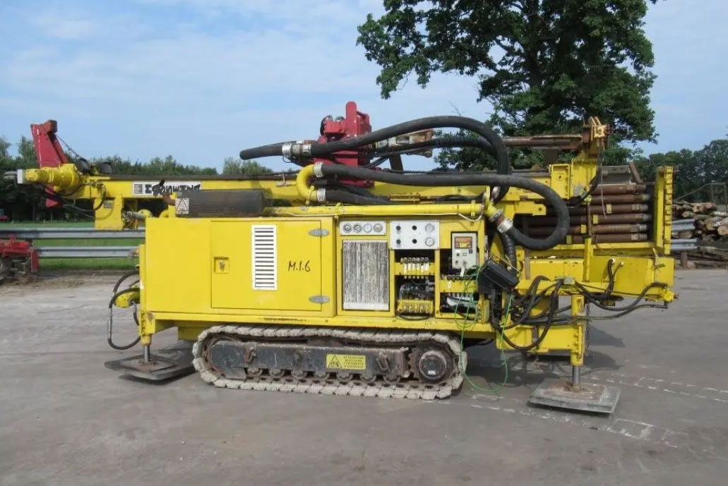 Massenza MI6 - Бурова установка: фото 1 Massenza MI6 - Бурова установка: фото 1