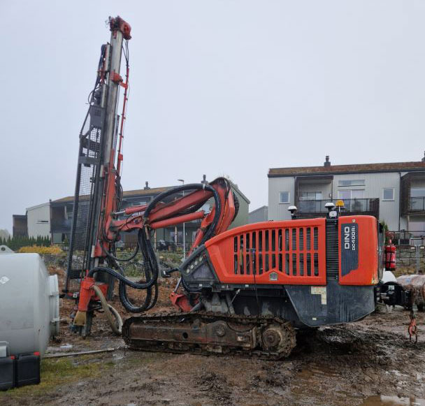 Sandvik Dino DC400Ri - Бурова установка: фото 3 Sandvik Dino DC400Ri - Бурова установка: фото 3
