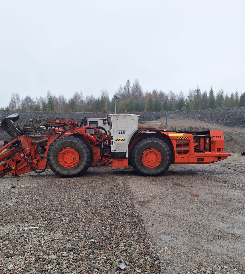Sandvik LH517 - Гірничодобувна техніка: фото 2 Sandvik LH517 - Гірничодобувна техніка: фото 2