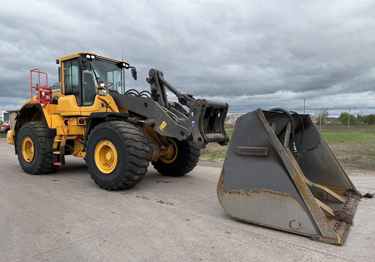 Volvo L150H - Колісний навантажувач: фото 1 Volvo L150H - Колісний навантажувач: фото 1
