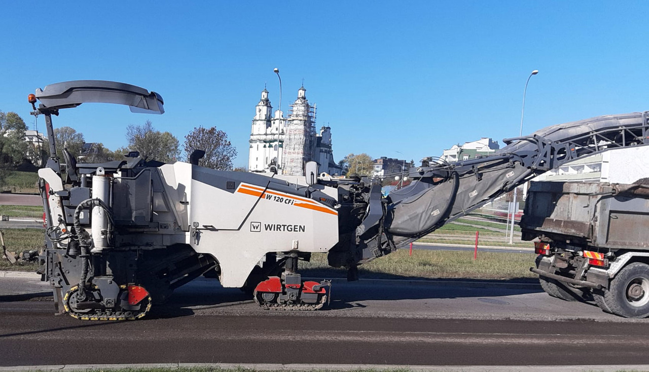 Wirtgen W 120 CFI - Дорожня фреза: фото 1 Wirtgen W 120 CFI - Дорожня фреза: фото 1