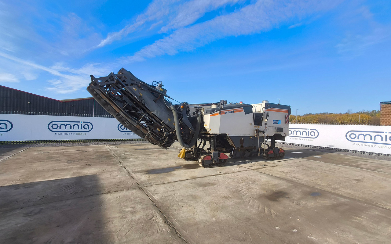 Wirtgen W 150 CFI - Дорожня фреза: фото 1 Wirtgen W 150 CFI - Дорожня фреза: фото 1