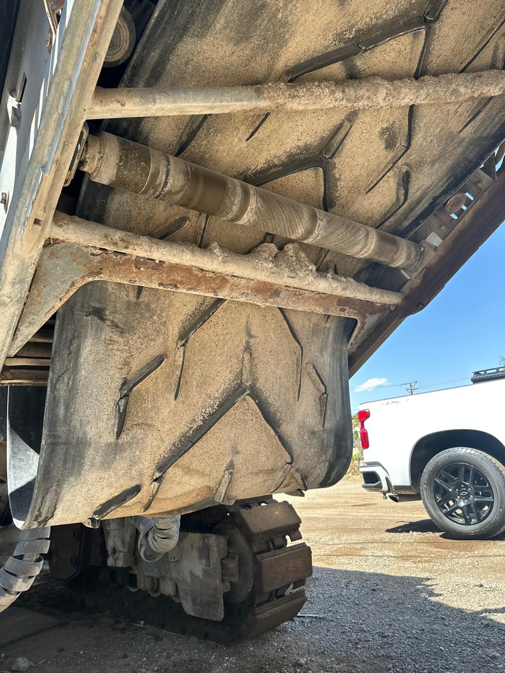 Wirtgen W 2100 - Дорожня фреза: фото 4 Wirtgen W 2100 - Дорожня фреза: фото 4