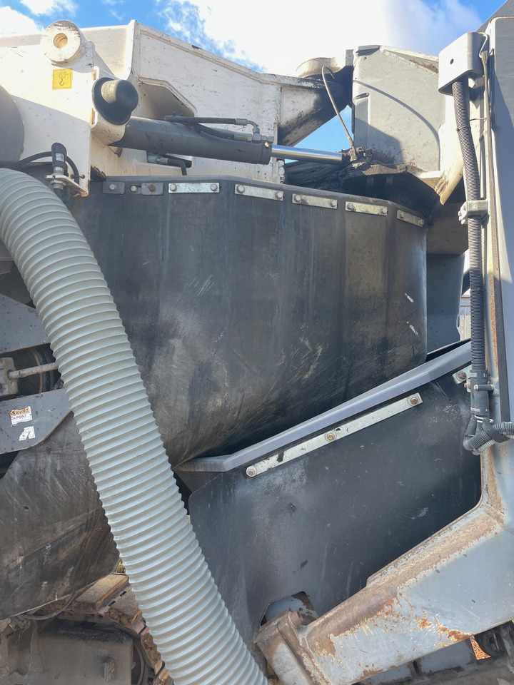 Wirtgen W 220 - Дорожня фреза: фото 5 Wirtgen W 220 - Дорожня фреза: фото 5