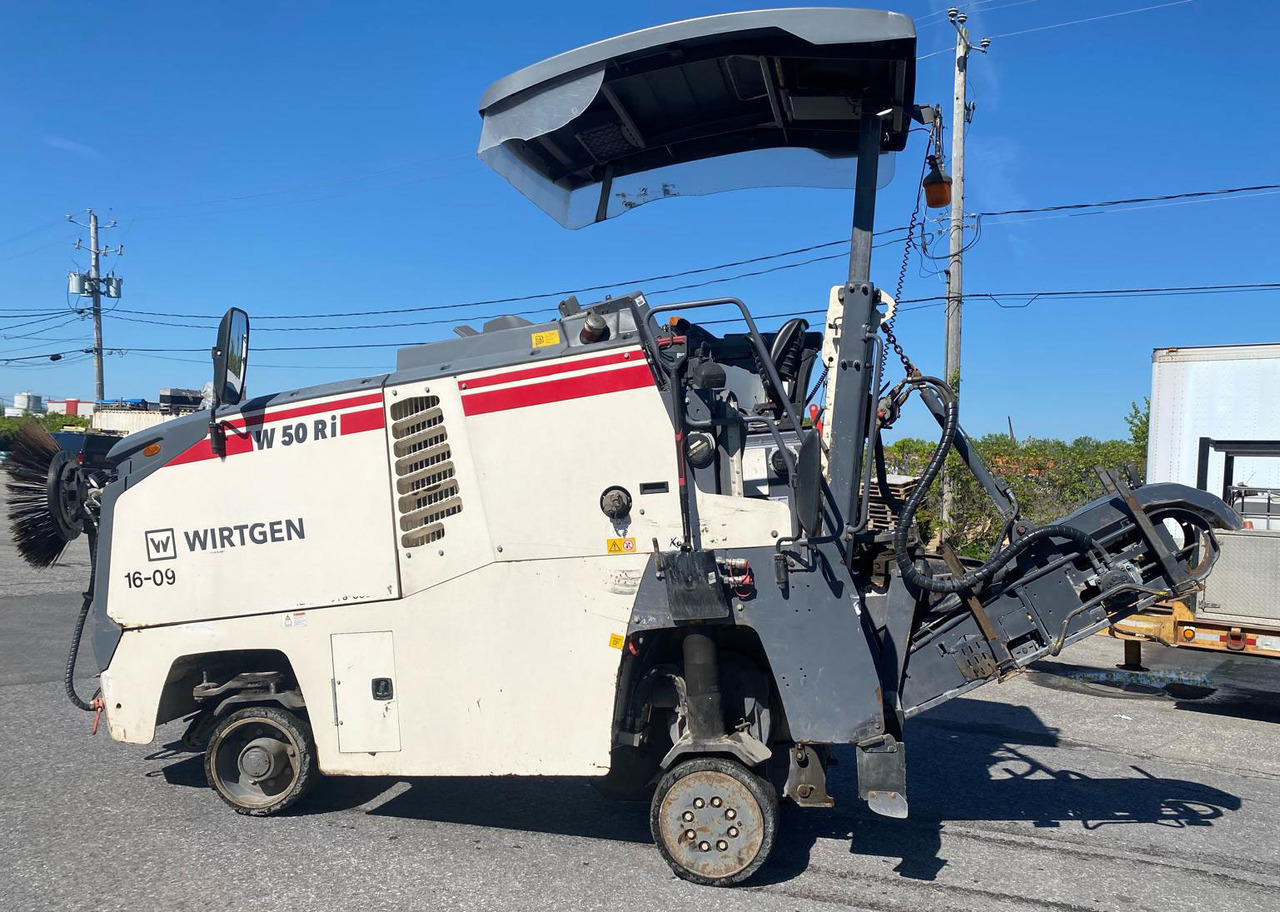 Wirtgen W 50 Ri - Дорожня фреза: фото 1 Wirtgen W 50 Ri - Дорожня фреза: фото 1