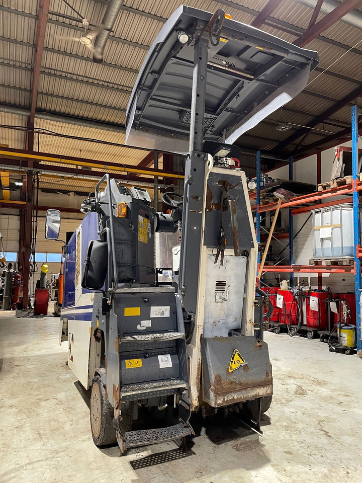 Wirtgen W 60 RI - Дорожня фреза: фото 4 Wirtgen W 60 RI - Дорожня фреза: фото 4