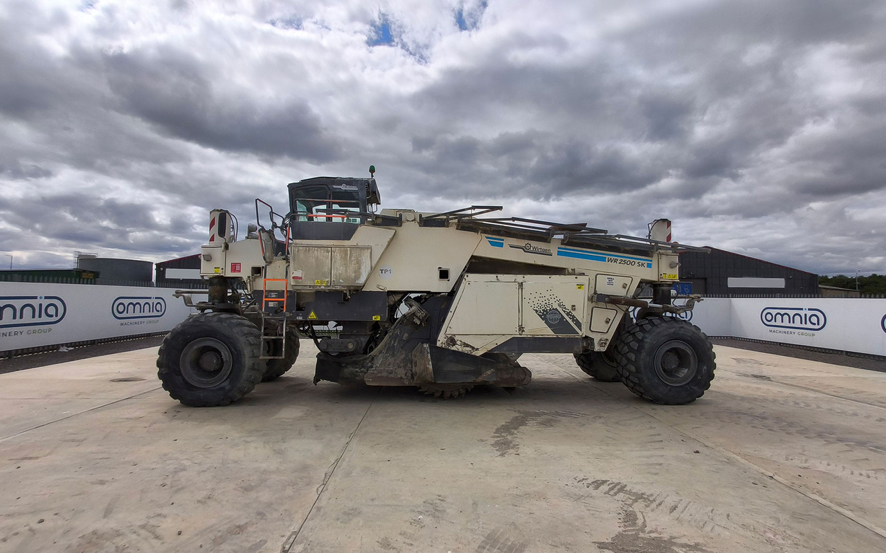 Wirtgen WR 2500 SK - Cтабілізатор грунту: фото 2 Wirtgen WR 2500 SK - Cтабілізатор грунту: фото 2