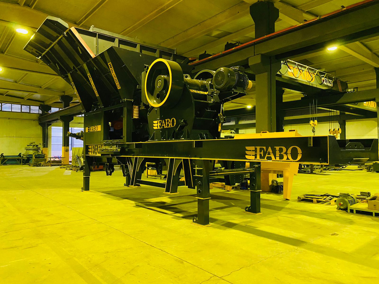 FABO Mobile crusher - Мобільна дробарка: фото 4 FABO Mobile crusher - Мобільна дробарка: фото 4