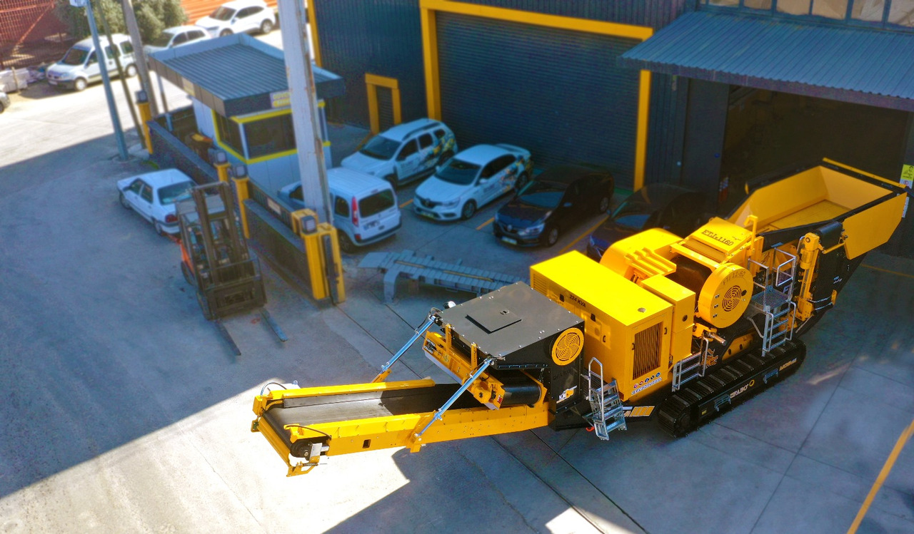 FABO Mobile crusher - Мобільна дробарка: фото 4 FABO Mobile crusher - Мобільна дробарка: фото 4