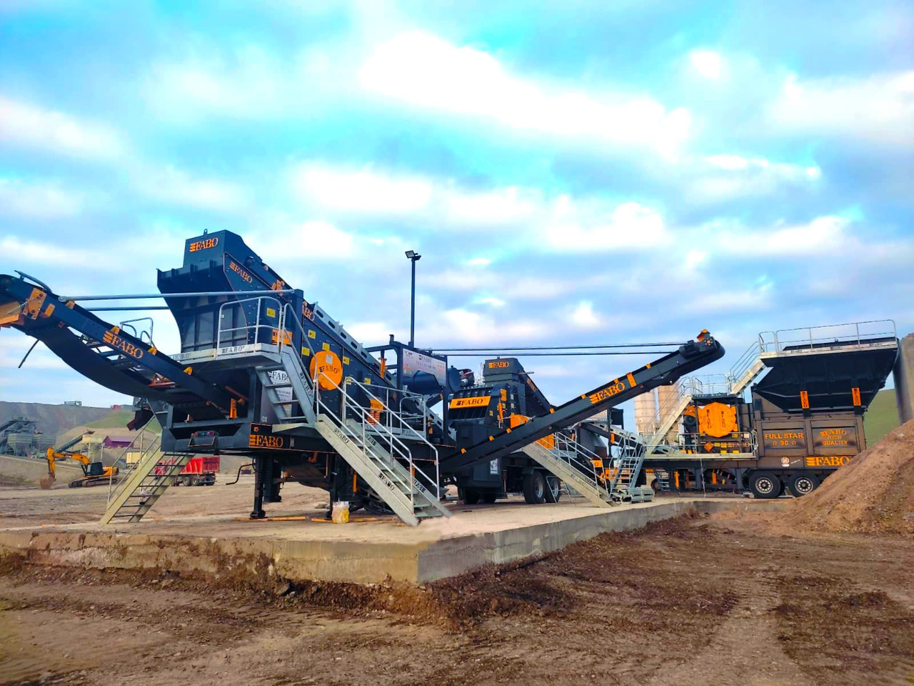 FABO Mobile crusher - Мобільна дробарка: фото 4 FABO Mobile crusher - Мобільна дробарка: фото 4