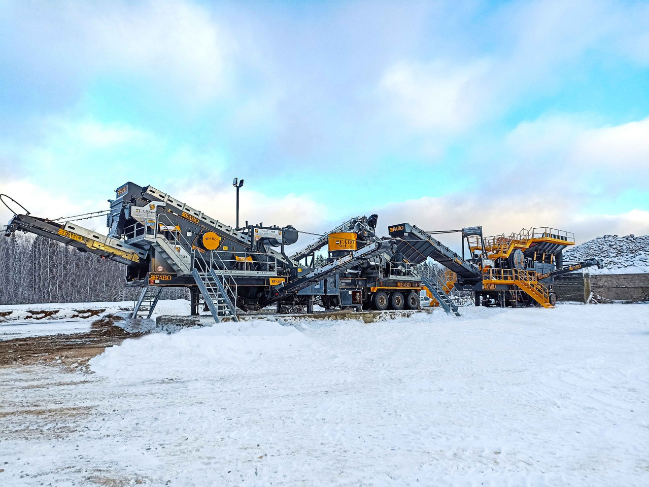 FABO Mobile crusher - Мобільна дробарка: фото 5 FABO Mobile crusher - Мобільна дробарка: фото 5