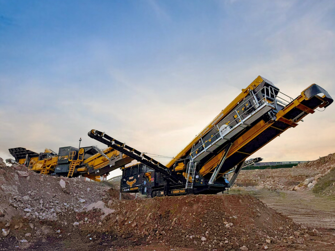 FABO Mobile crusher - Мобільна дробарка: фото 5 FABO Mobile crusher - Мобільна дробарка: фото 5