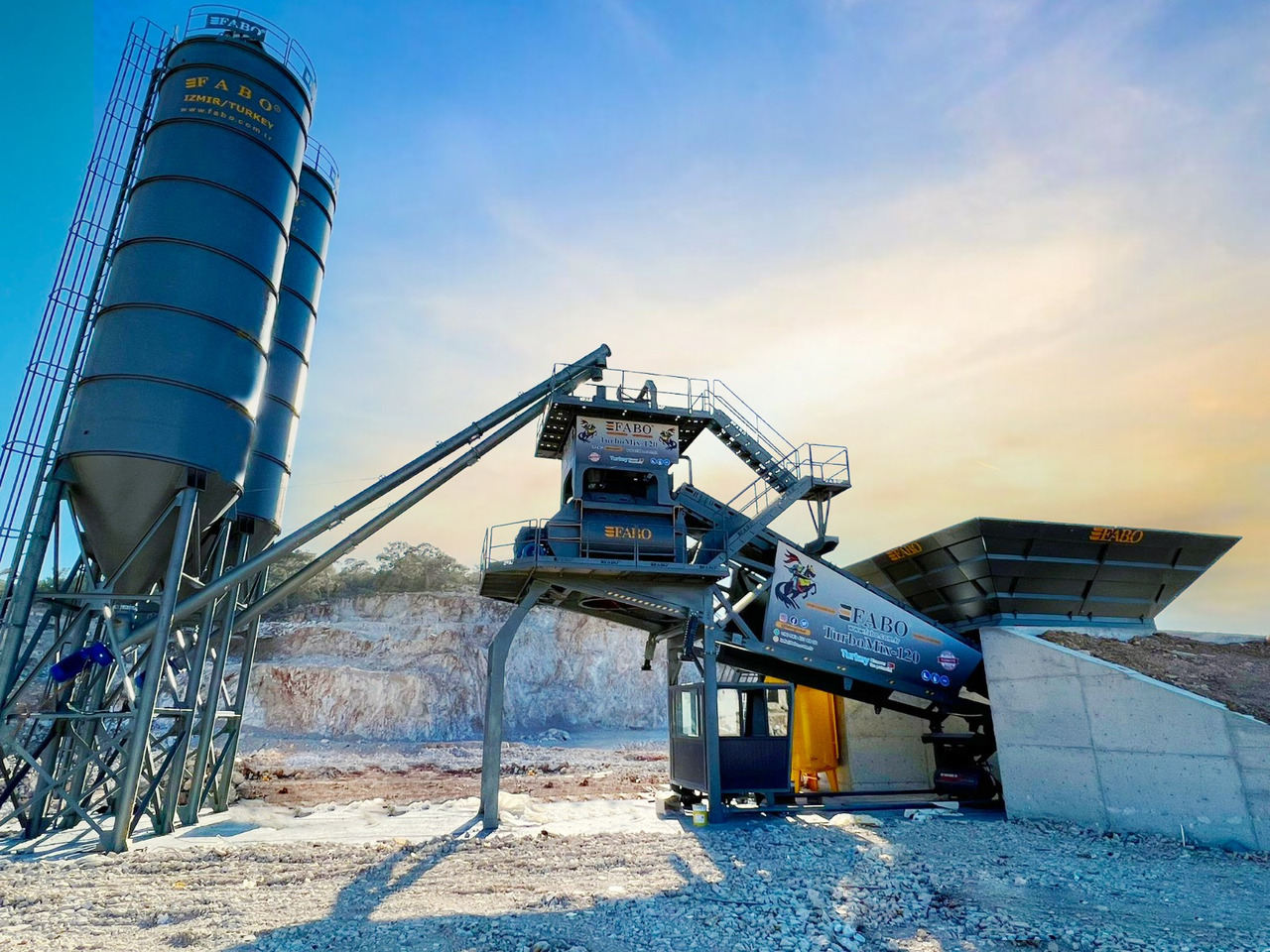 FABO mobile concrete batching plant - Бетонний завод: фото 1 FABO mobile concrete batching plant - Бетонний завод: фото 1