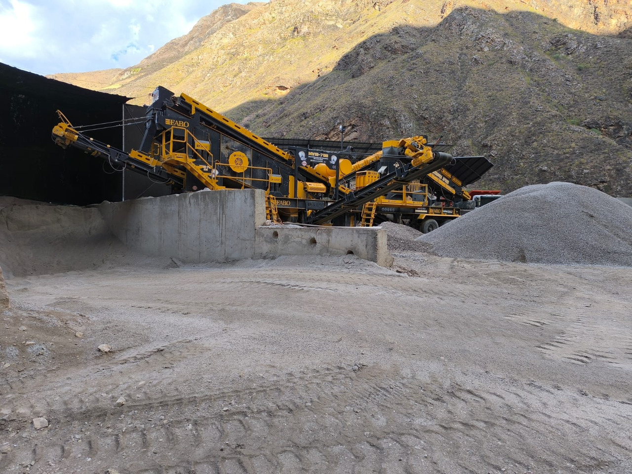 FABO mobile impact crusher - Ударна дробарка: фото 2 FABO mobile impact crusher - Ударна дробарка: фото 2