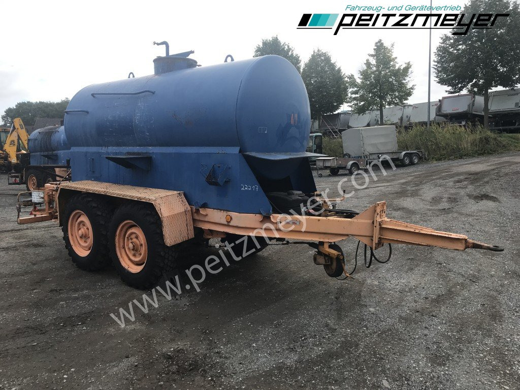 BATHE TANDEMANHÄNGER Bitum / Teerkocher 3,5 m³ Hatz Diesel-Motor 1 B 40 - Гудронатор: фото 4 BATHE TANDEMANHÄNGER Bitum / Teerkocher 3,5 m³ Hatz Diesel-Motor 1 B 40 - Гудронатор: фото 4