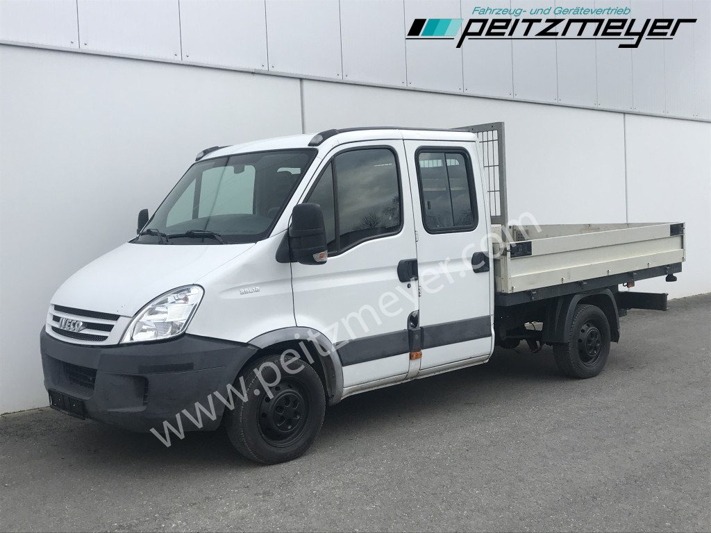 Iveco Daily 29 L 12 Doka, Pritsche, AHK 2,4 t. - Бортовий причіп/ Платформа: фото 1 Iveco Daily 29 L 12 Doka, Pritsche, AHK 2,4 t. - Бортовий причіп/ Платформа: фото 1