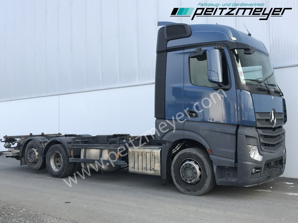 MERCEDES-BENZ Actros 2542 LL BDF Getriebe+Retarder+AGR NEU Retarder + Getriebe neu - Контейнеровоз/ Змінний кузов вантажівка: фото 2 MERCEDES-BENZ Actros 2542 LL BDF Getriebe+Retarder+AGR NEU Retarder + Getriebe neu - Контейнеровоз/ Змінний кузов вантажівка: фото 2
