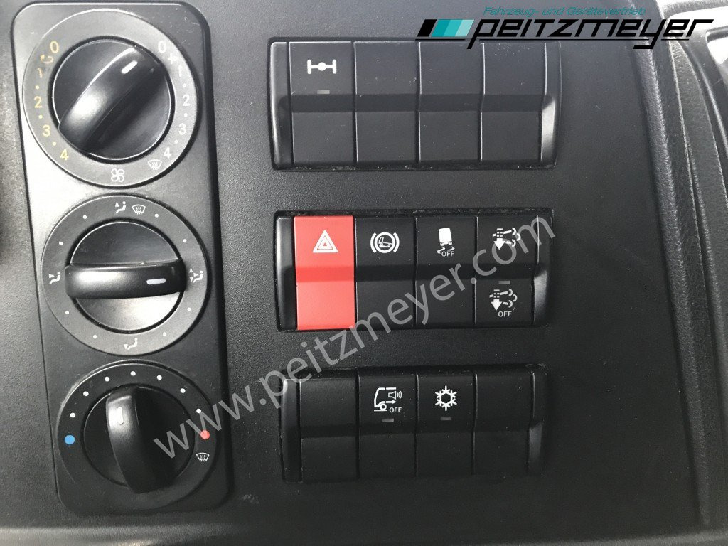 Вантажівка з закритим кузовом MERCEDES-BENZ Atego 818 L Koffer + LBW Euro 6, Klima, AHK,: фото 13