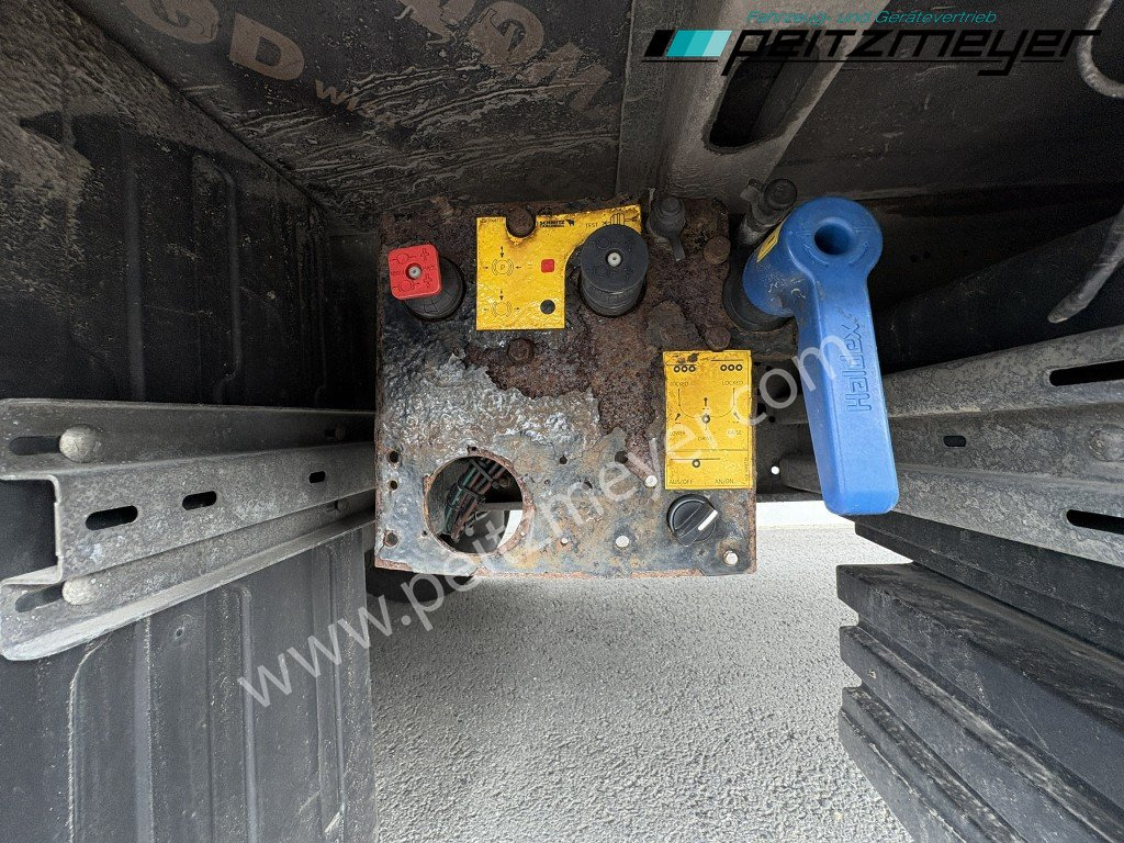 Тентований напівпричіп SCHMITZ Mega, Jumbo Hubdach, verzinkt, Edscha neutral: фото 10 Тентований напівпричіп SCHMITZ Mega, Jumbo Hubdach, verzinkt, Edscha neutral: фото 10