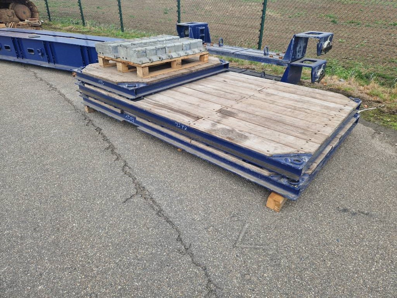 Faymonville STBZ-4VA (Hydr. vesseldeck 8+4,5+4,2+6m) - Низькорамна платформа причіп: фото 2 Faymonville STBZ-4VA (Hydr. vesseldeck 8+4,5+4,2+6m) - Низькорамна платформа причіп: фото 2