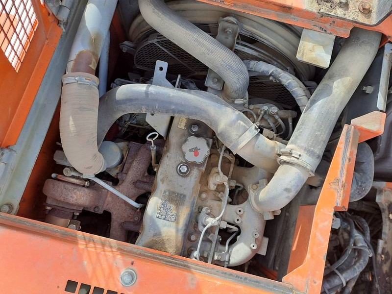 Гусеничний екскаватор Hitachi ZX135US: фото 19 Гусеничний екскаватор Hitachi ZX135US: фото 19