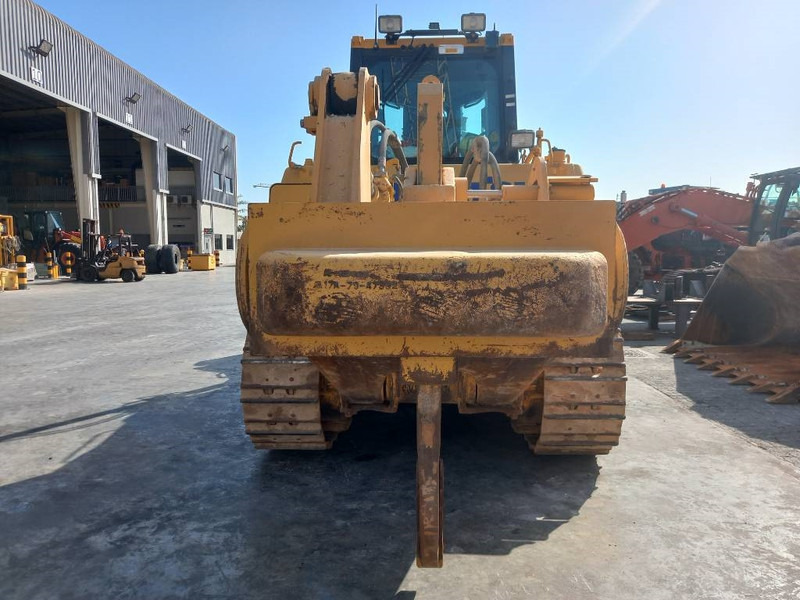 Komatsu D155A-6R (4 pcs available in Abu Dhabi) - Бульдозер: фото 5 Komatsu D155A-6R (4 pcs available in Abu Dhabi) - Бульдозер: фото 5