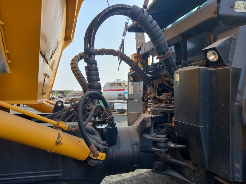 Шарнірний самоскид Komatsu HM400-3R (4 pcs available in Abu Dhabi): фото 17 Шарнірний самоскид Komatsu HM400-3R (4 pcs available in Abu Dhabi): фото 17