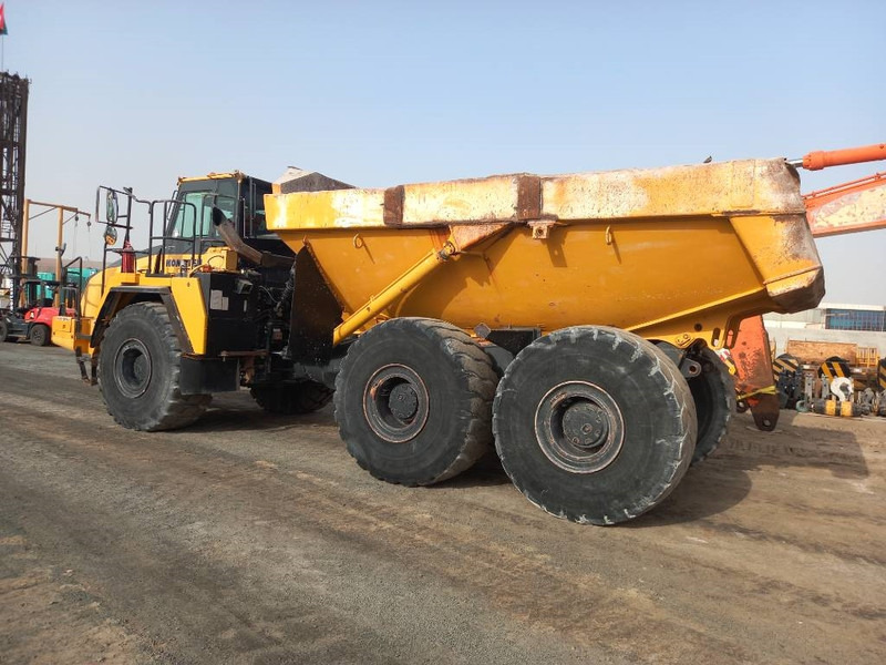 Komatsu HM400-3R (4 pcs available in Abu Dhabi) - Шарнірний самоскид: фото 2 Komatsu HM400-3R (4 pcs available in Abu Dhabi) - Шарнірний самоскид: фото 2