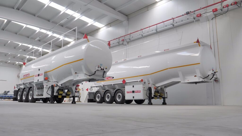 SINAN TANKER-TREYLER Aluminium, fuel tanker- Бензовоз Алюминьевый - Напівпричіп цистерна: фото 1 SINAN TANKER-TREYLER Aluminium, fuel tanker- Бензовоз Алюминьевый - Напівпричіп цистерна: фото 1