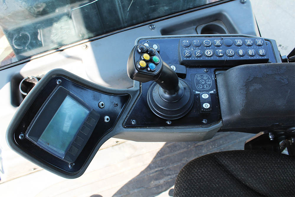 CATERPILLAR CD10 - Дорожній каток: фото 3 CATERPILLAR CD10 - Дорожній каток: фото 3