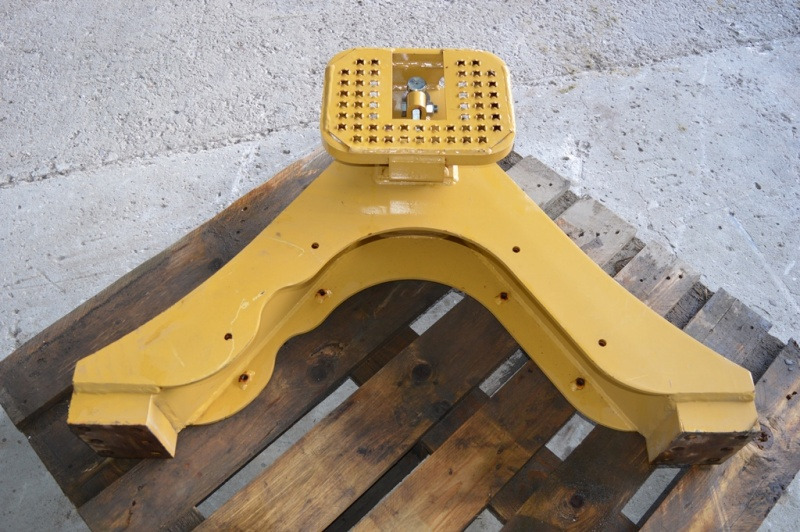 CATERPILLAR D5N Tow hook - Лебідка в категорії Бульдозери: фото 4 CATERPILLAR D5N Tow hook - Лебідка в категорії Бульдозери: фото 4