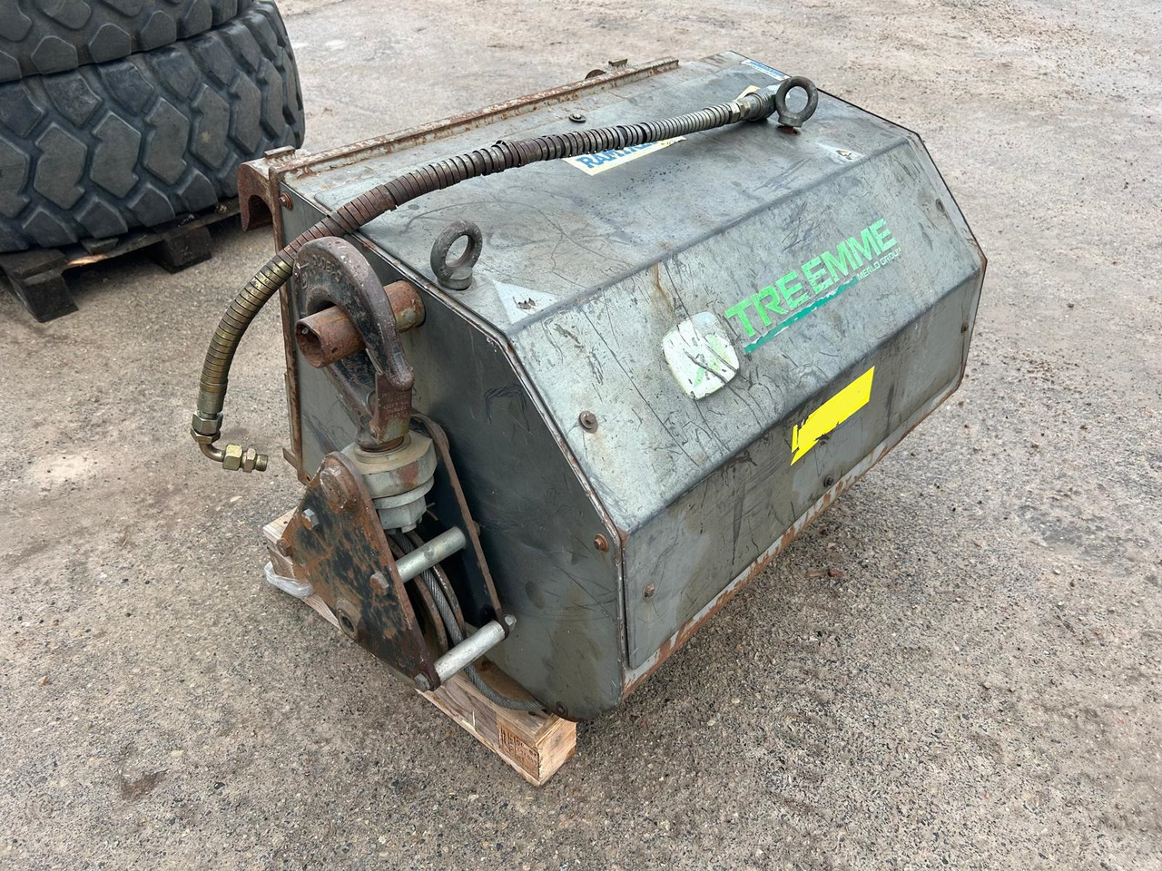 MERLO TREEMME winch 4T - Лебідка в категорії Будівельна техніка: фото 1 MERLO TREEMME winch 4T - Лебідка в категорії Будівельна техніка: фото 1