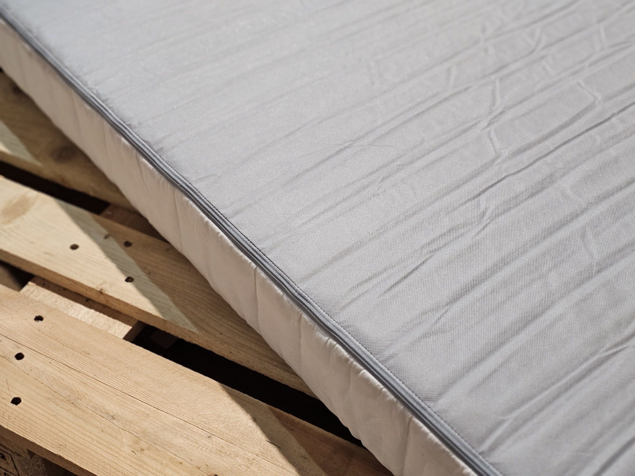Mattress 160x200x15 - Інструмент/ Обладнання: фото 4 Mattress 160x200x15 - Інструмент/ Обладнання: фото 4