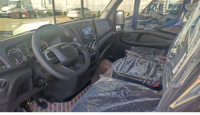 IVECO Daily 35S18H V Kastenwagen Klima Pilot DAB... - Суцільнометалевий фургон: фото 4 IVECO Daily 35S18H V Kastenwagen Klima Pilot DAB... - Суцільнометалевий фургон: фото 4