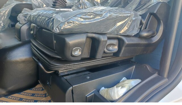 IVECO EuroCargo ML120EL21 EVI_E-AC+ PILOT+PTO... - Вантажівка шасі: фото 5 IVECO EuroCargo ML120EL21 EVI_E-AC+ PILOT+PTO... - Вантажівка шасі: фото 5