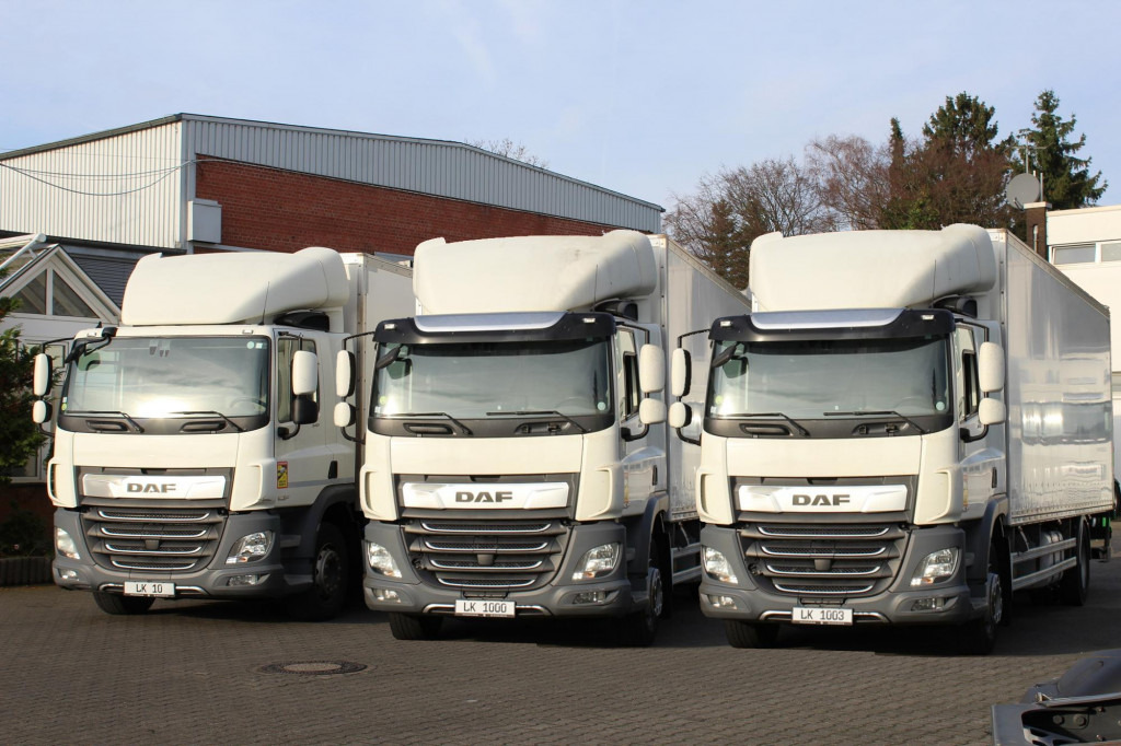 Daf CF 340 E6 Koffer 8,5m Klima LDW Rolltor LBW - Вантажівка з закритим кузовом: фото 1 Daf CF 340 E6 Koffer 8,5m Klima LDW Rolltor LBW - Вантажівка з закритим кузовом: фото 1