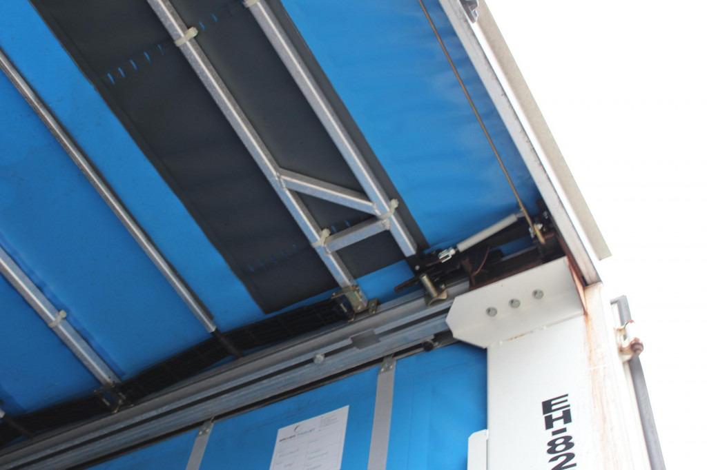 MAN TGS 18.440 Plane Zug Schlafplatz AHK Retarder - Тентована вантажівка: фото 2 MAN TGS 18.440 Plane Zug Schlafplatz AHK Retarder - Тентована вантажівка: фото 2