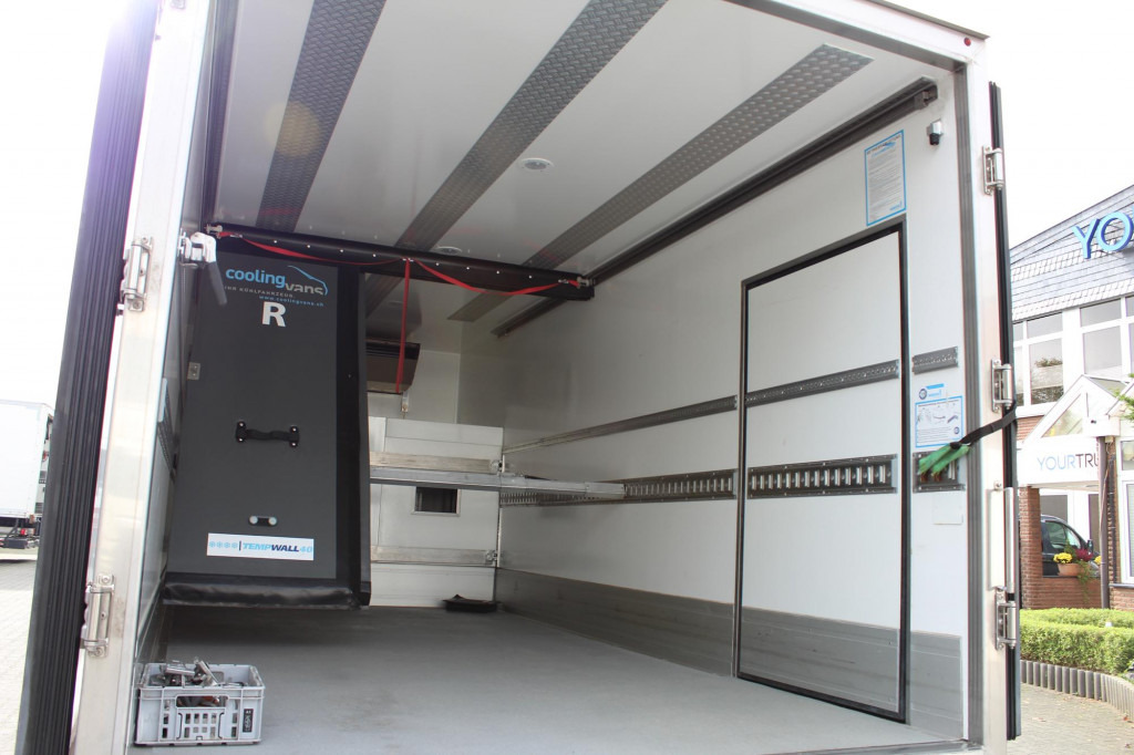 Mercedes-Benz Atego 1024 E6 TK T-1000R Strom Tür+LBW Nur 85Tkm - Рефрижератор вантажівка: фото 2 Mercedes-Benz Atego 1024 E6 TK T-1000R Strom Tür+LBW Nur 85Tkm - Рефрижератор вантажівка: фото 2